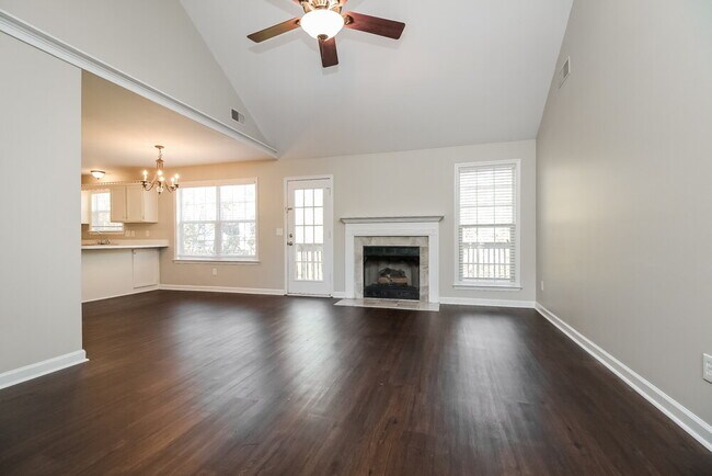 Photo - 1126 Poplar Hollow Dr