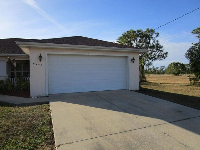 Photo - 4740 NW 39th Ave