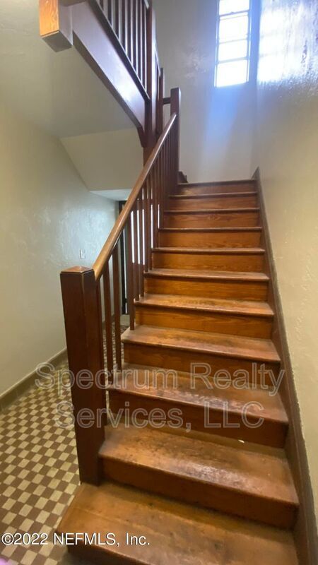 Photo - 1305 Lasalle St Unit #4