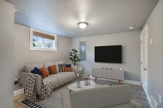 Chic Alberta apartment near Portland Farmers Market