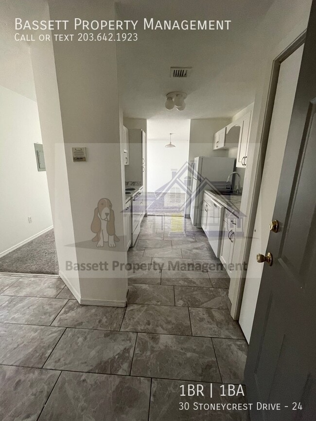 Photo - 30 Stoneycrest Dr