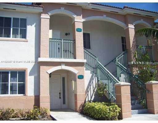 Photo - 2931 SE 13th Rd Unidad 205-38 Rental