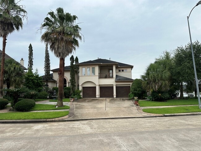 Building Photo - 1731 Parklake Village Dr