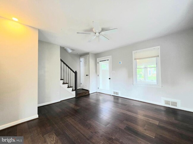 Photo - 6012 Williamsburg Rd
