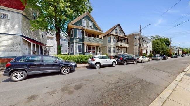 Photo - 59 Hawthorne St Unit 1