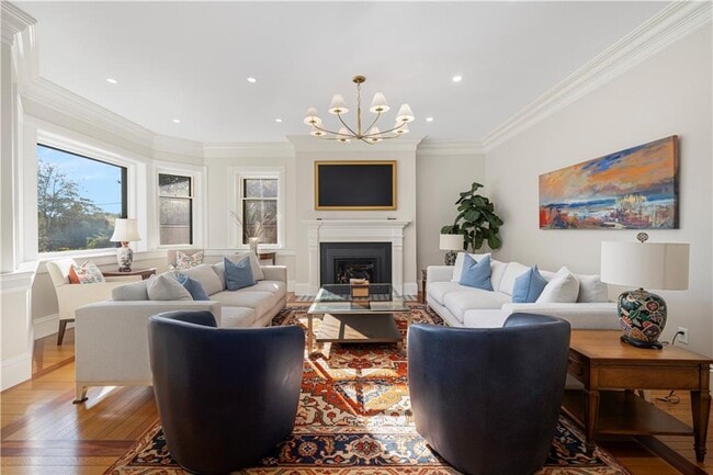 Photo - 7 Red Cross Ave