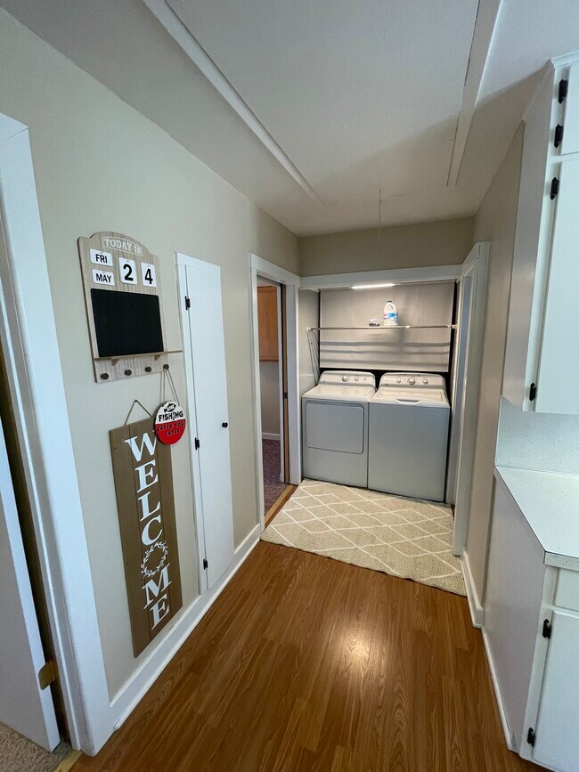 Photo - 810 S 1st St