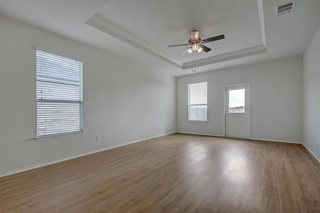 Photo - 195 Sundown Ave