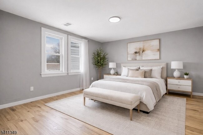 Photo - 2106 Whittier St