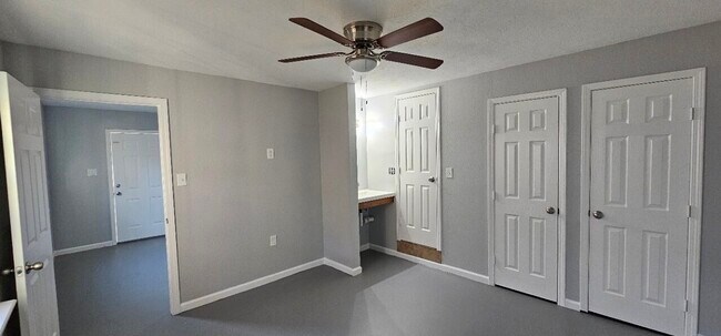 Photo - 1434 Avenue A