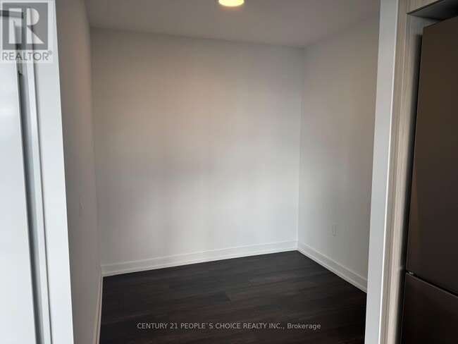 Photo - 801 The Queensway Unité 617