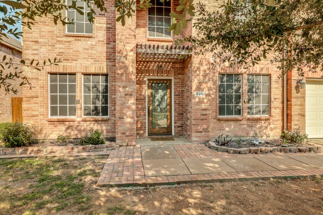 Building Photo - 320 S Mesa Verde Way Rental