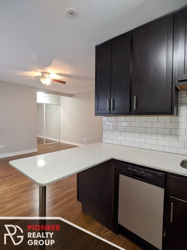 Photo - 525 W Oakdale Ave Unidad 410