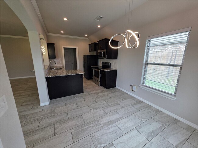 Photo - 1100 Gardenia St