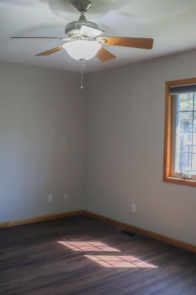 Photo - 2 Bedroom / 2 Bathroom Duplex in Daleville