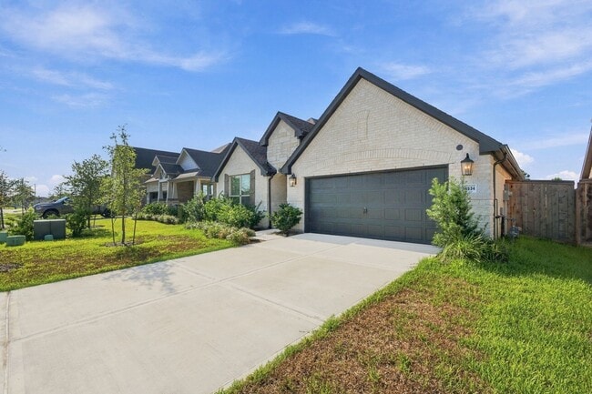 14534 Clementine Hall Dr