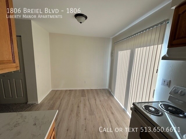 Photo - 1806 S Breiel Blvd Unidad 1806