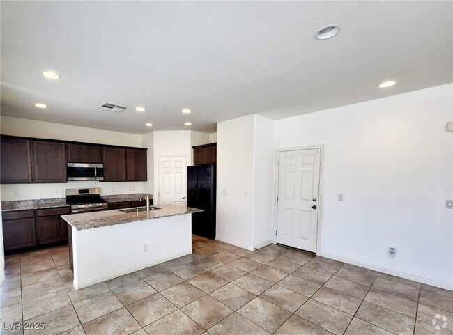 Building Photo - 5812 Beluga Bay St Rental