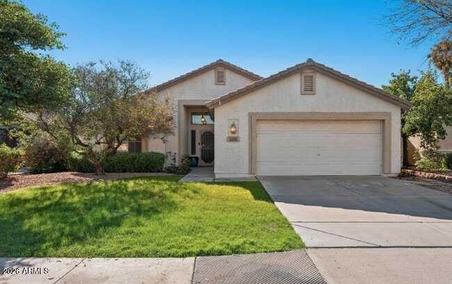 Building Photo - 309 E Mesquite St