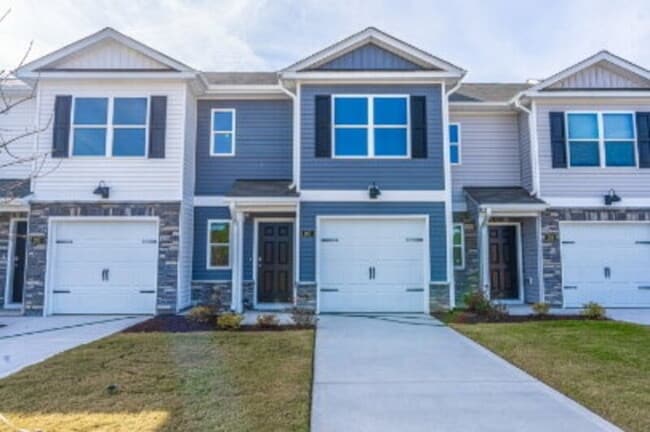 Building Photo - 207 Maddox Dr