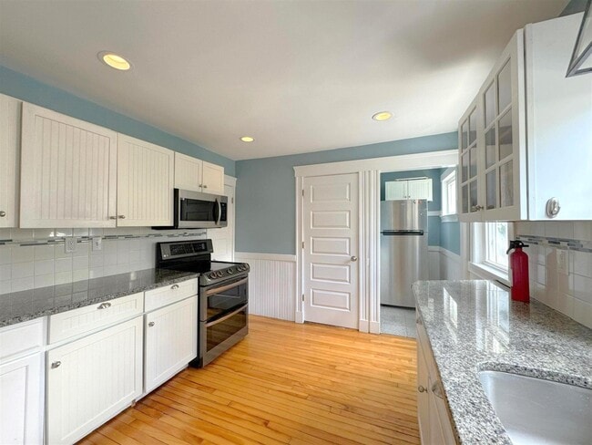 Photo - 9 Gordon St Unit 1