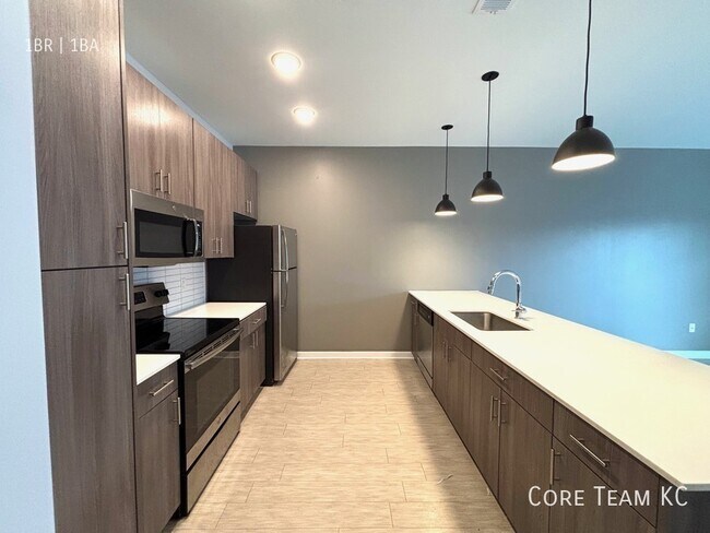 Photo - 227 E 27th St Unit 206