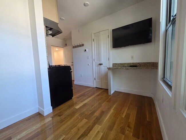 Photo - 21 5th St Unit 19