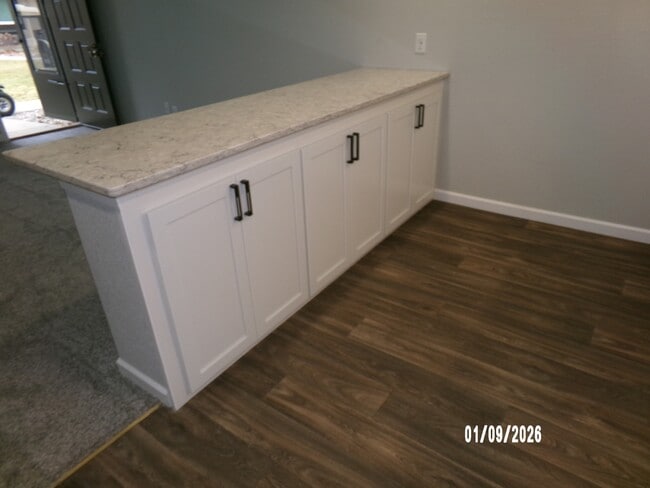 Photo - Montrose Square