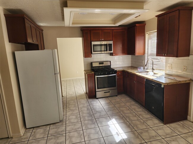 Photo - 14219 Berrington Dr