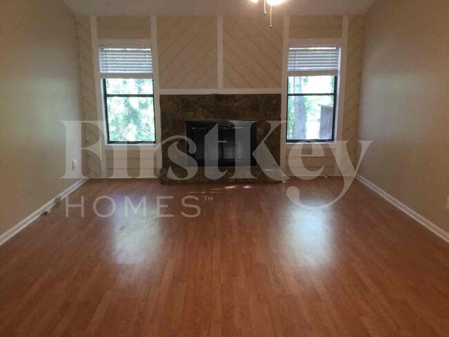 Photo - 4005 Rock Mill Pkwy