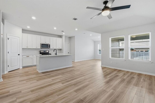 Photo - 2807 Rustic Hills Dr