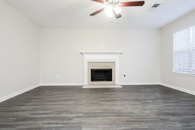 2723 River Summit Ln