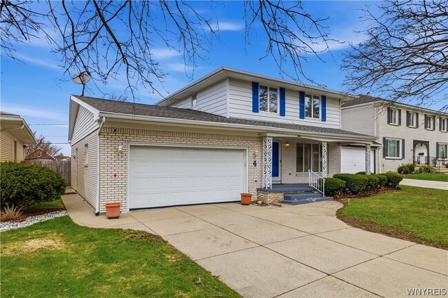 Photo - 4 Villa Moraine Dr