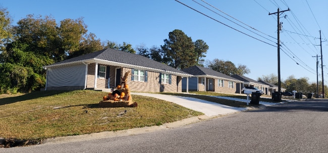 Building Photo - 301 Wayne Ave Rental