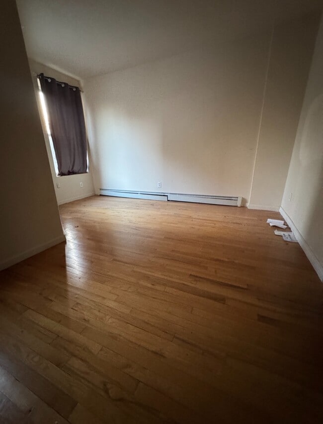 Building Photo - 269 W 131st St