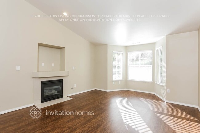 Photo - 18511 E Country Club Dr