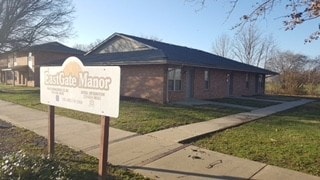 Photo - Eastgate Manor