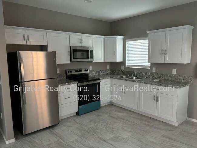 Photo - 2750 La Verne Ave N Unit 2750 N La Verne - 01