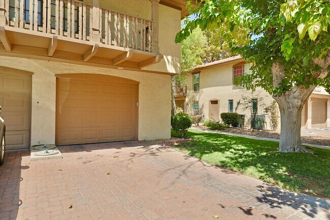 Photo - 3181 Pinehurst Dr