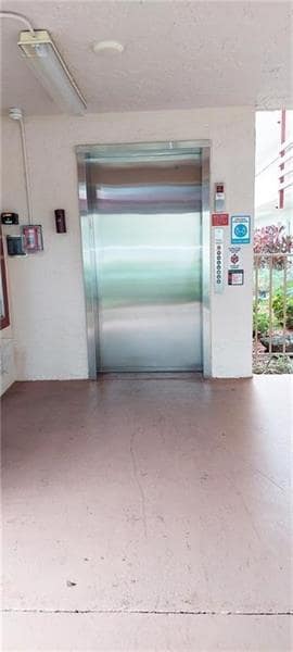 Photo - 2108 S Cypress Bend Dr Unit 207
