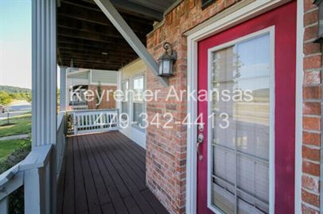 Photo - Beautiful 3 Bed/3 Bath in Fayetteville!