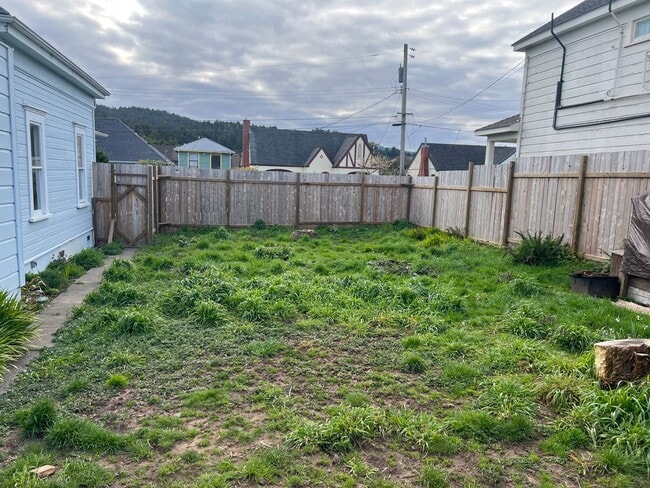 Photo - Arcata House
