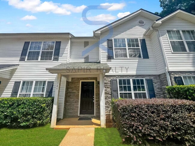 Photo - Move in before October 31st and get $100 O...