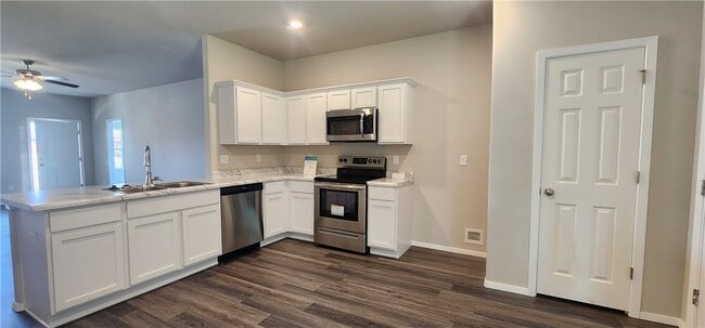 Photo - 6805 SW Chestnut Hill Rd