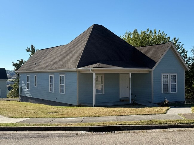 900 Knoxville College Dr