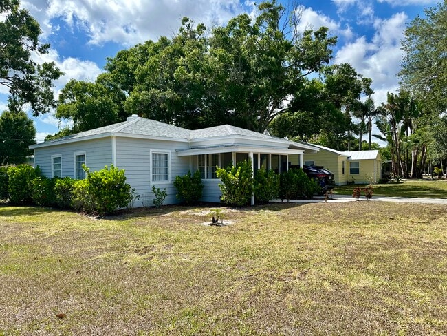 Photo - 2515 Vero Beach Ave