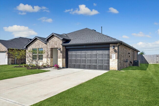 Photo - 3505 Rockefeller Rd