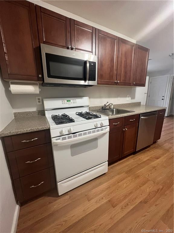 Photo - 37 Jetland Pl Unit 3rd floor