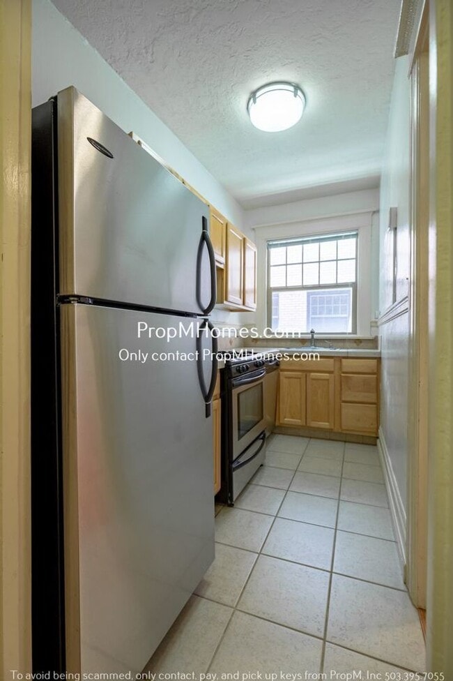 Photo - Classic Portland Condo in the Nob Hill Neighborhood!