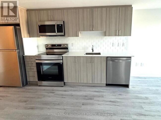 Photo - 556 Marlee Ave Unit 321